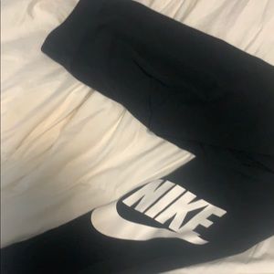 Nike leggings